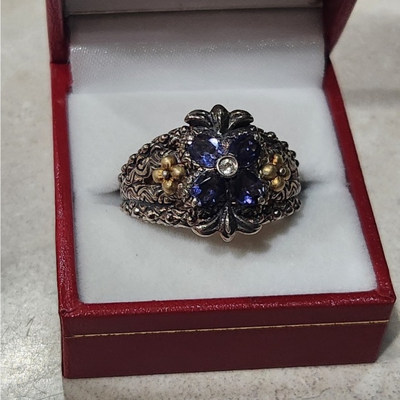 Barbara Bixby Solid
Sterling Silver 18K Gold
Amethyst Topaz Flower
Ring size 10 - Picture 4 of 10